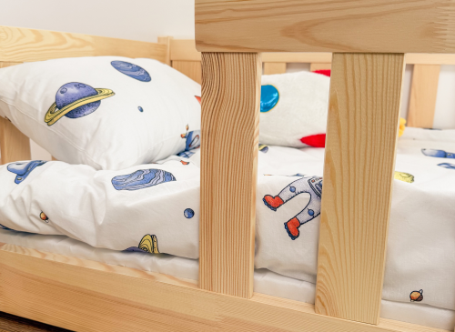 BELLA 90x190 borovicová dětská postel Montessori Lano Nábytek