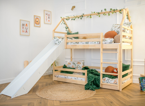 PLAY 80x180 borovicová patrová postel domečková se skluzavkou Lano Nábytek