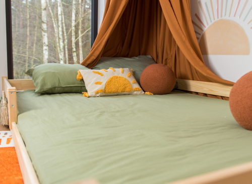 FINI 140x200 borovicová dětská postel Montessori Lano Nábytek