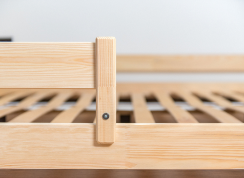 FINI 140x200 borovicová dětská postel Montessori Lano Nábytek