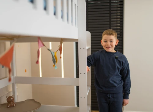 MIA 80x200 bílá vyvýšená jednolůžková dětská postel Lano Nábytek