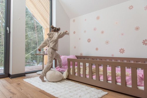 BELLA 80x180 mléčná čokoláda Montessori postel na podlaze pro děti Lano Nábytek