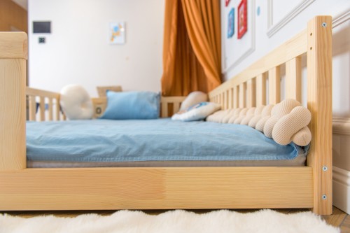 LEVI 140x200 nenatřené dřevo jednolůžková dětská postel Lano Nábytek