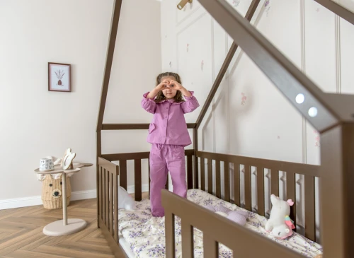 BEE 90x180 tmavá čokoláda dětská jednolůžková postel domeček Lano Nábytek